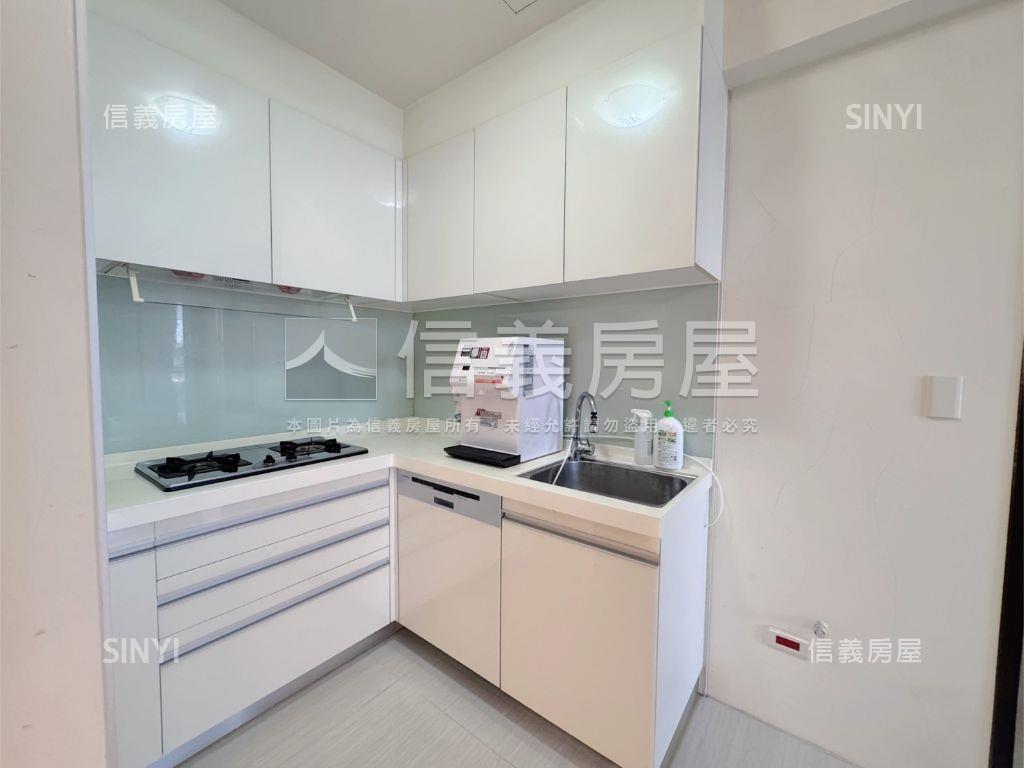 太睿一格朝南Ｂ１平車兩房房屋室內格局與周邊環境