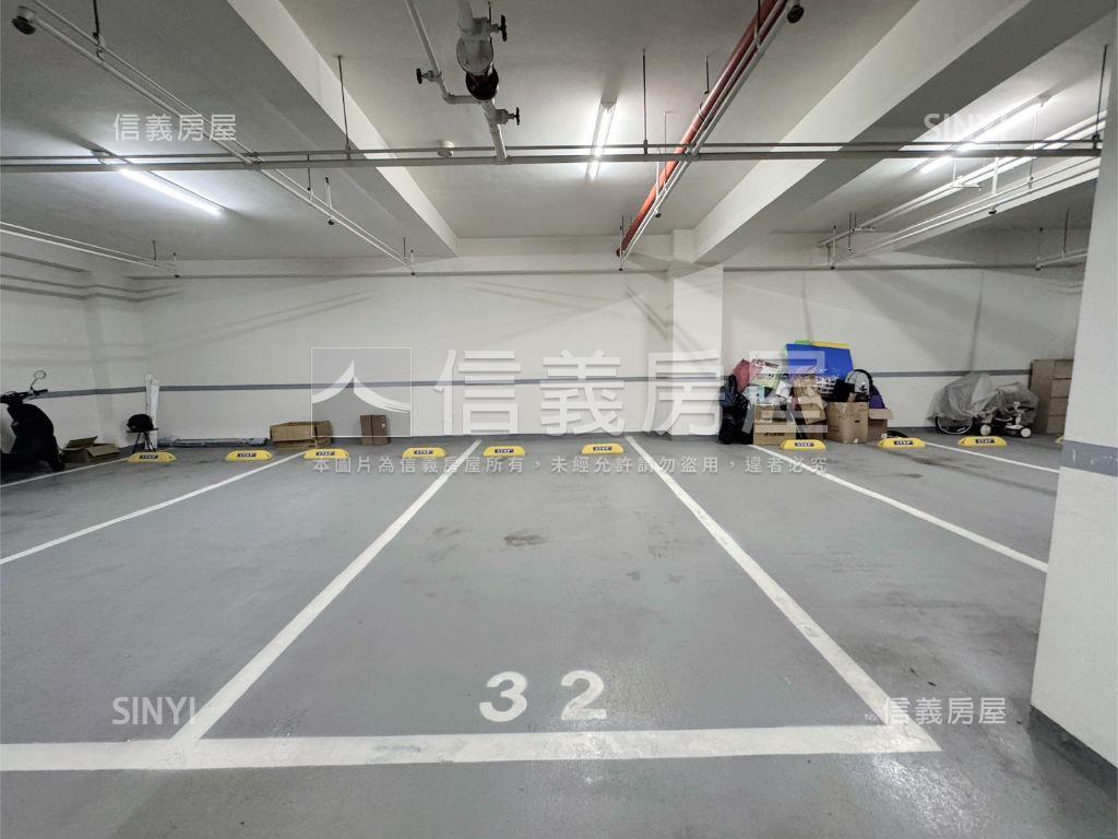 太睿一格朝南Ｂ１平車兩房房屋室內格局與周邊環境