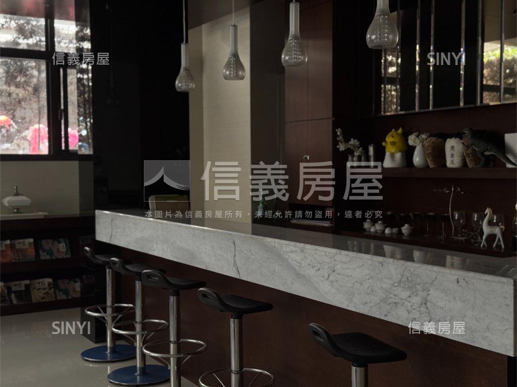 太睿一格朝南Ｂ１平車兩房房屋室內格局與周邊環境