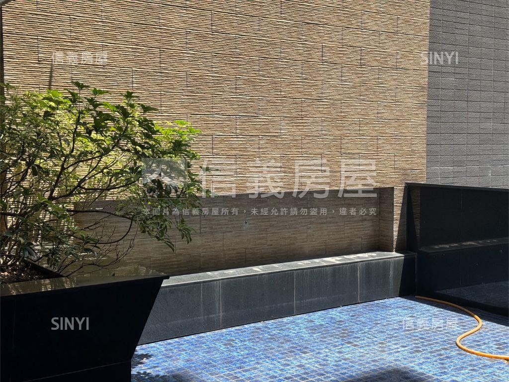 太睿一格朝南Ｂ１平車兩房房屋室內格局與周邊環境