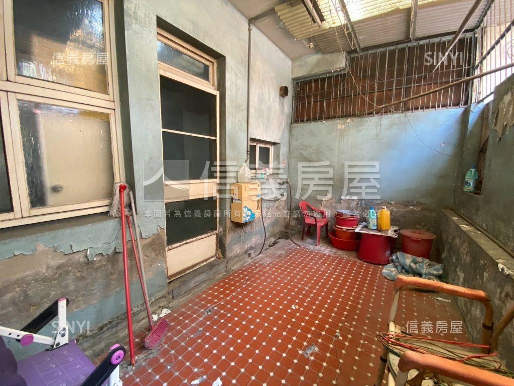 免千萬前後臨路北區透天房屋室內格局與周邊環境