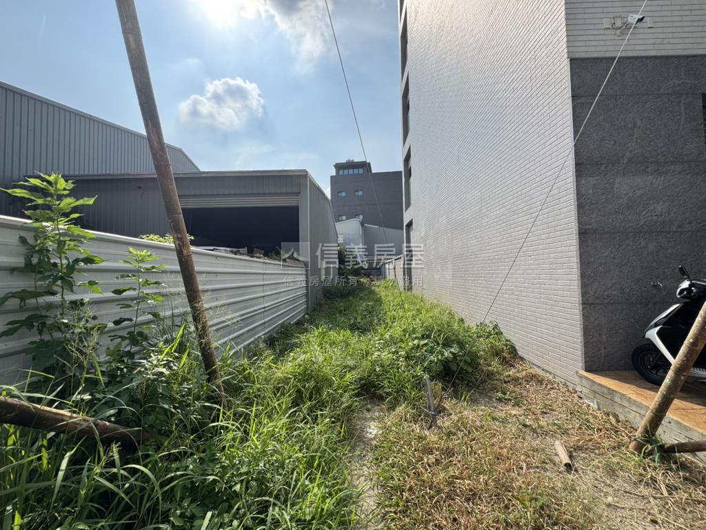 北屯區車流多方正土地房屋室內格局與周邊環境