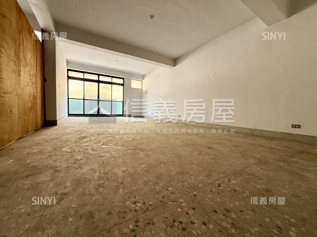 稀有大慶商圈兩棟雙併透天房屋室內格局與周邊環境