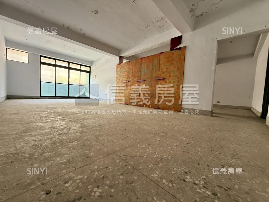 稀有大慶商圈兩棟雙併透天房屋室內格局與周邊環境