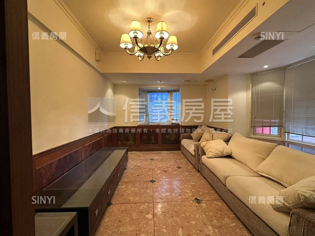 敦化南路稀有庭院一樓房屋室內格局與周邊環境