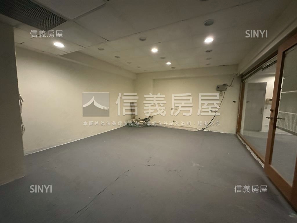 敦化南路稀有庭院一樓房屋室內格局與周邊環境