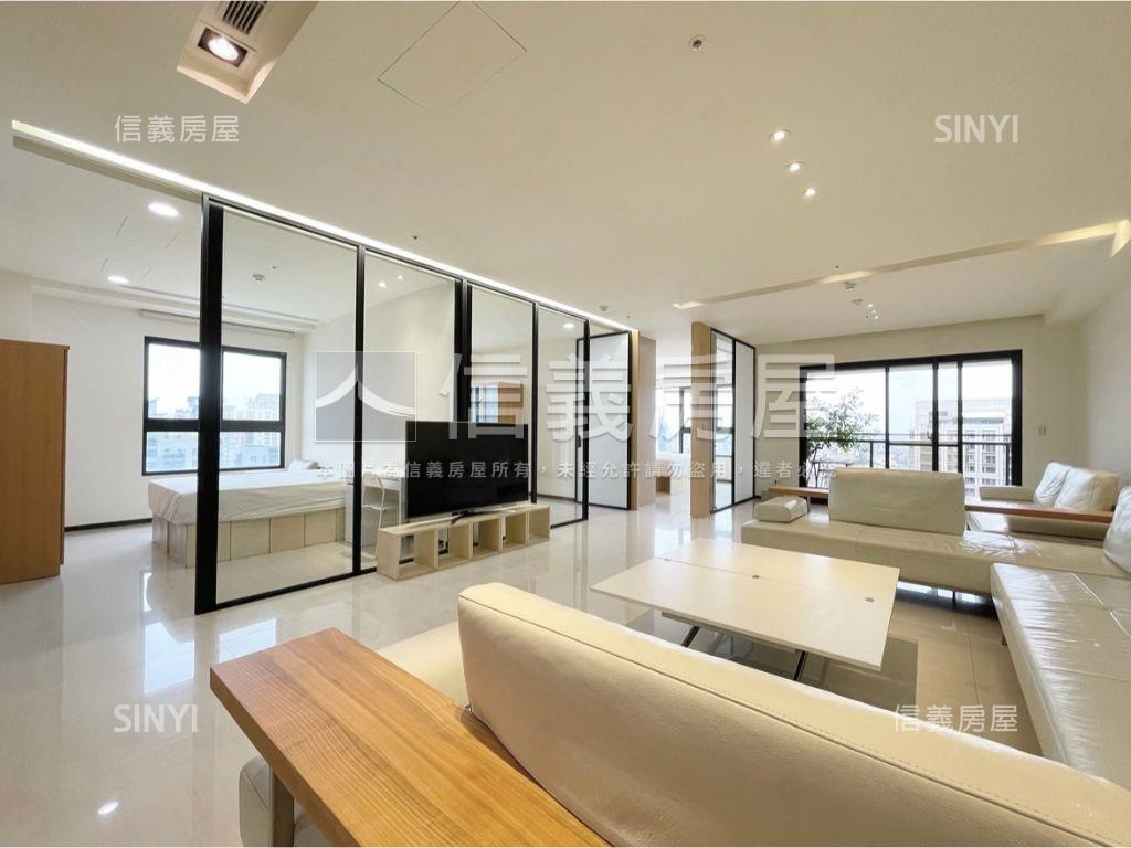 專任中港層峰次頂樓面七期房屋室內格局與周邊環境