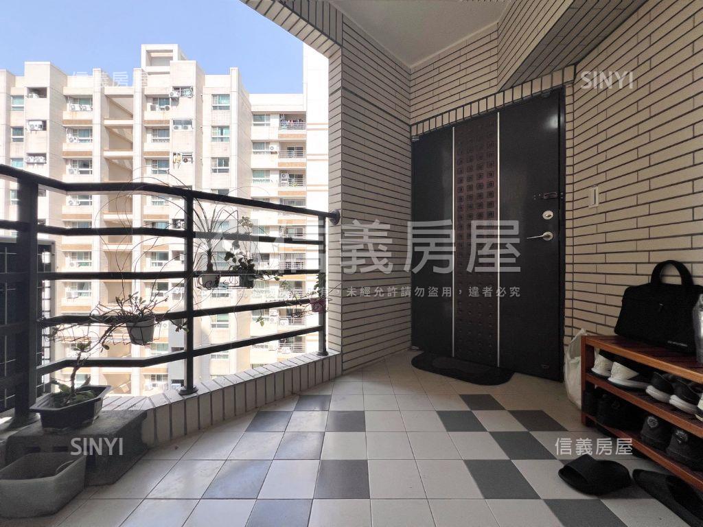 美術館藝術．採光三房房屋室內格局與周邊環境