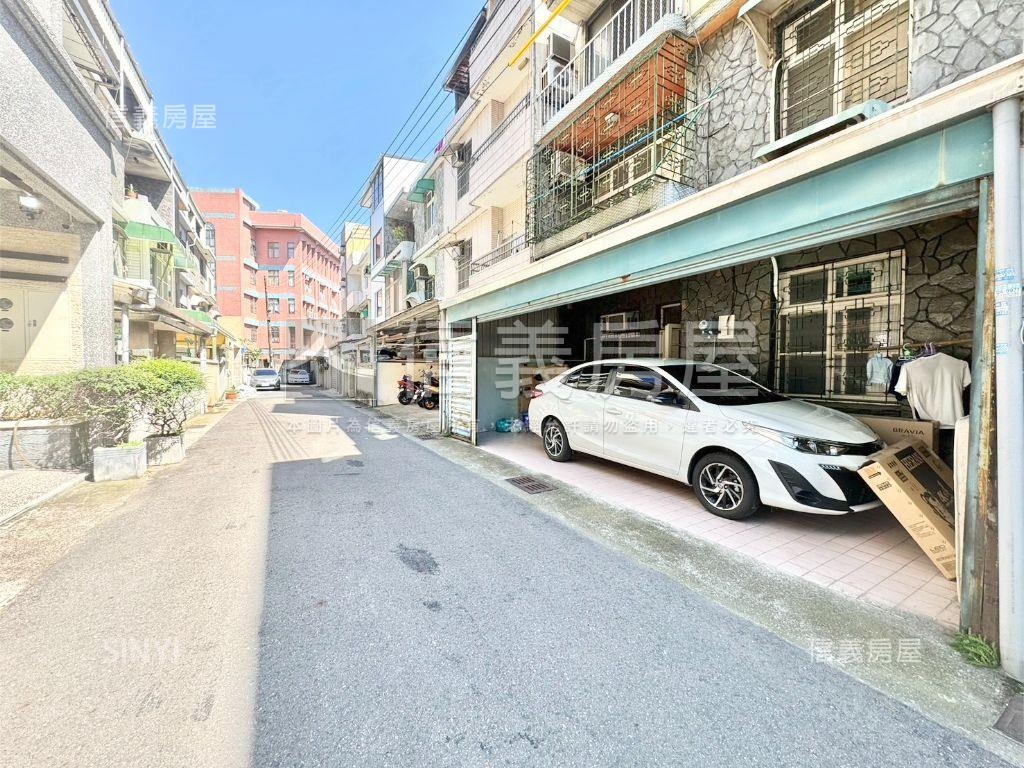 建華國中旁。大面寬美透天房屋室內格局與周邊環境