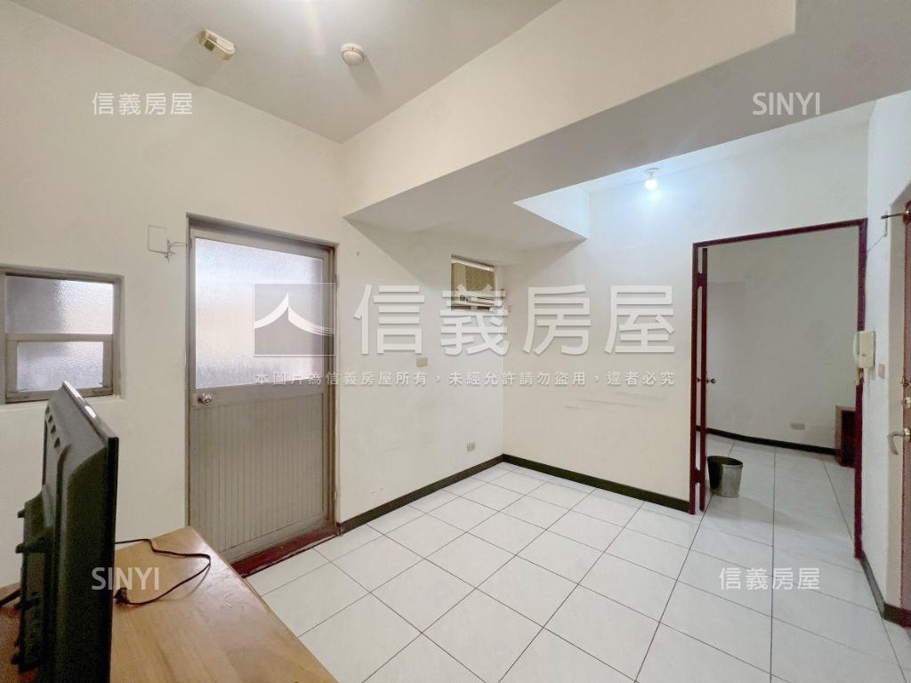 吉利財星稀有高樓２房房屋室內格局與周邊環境