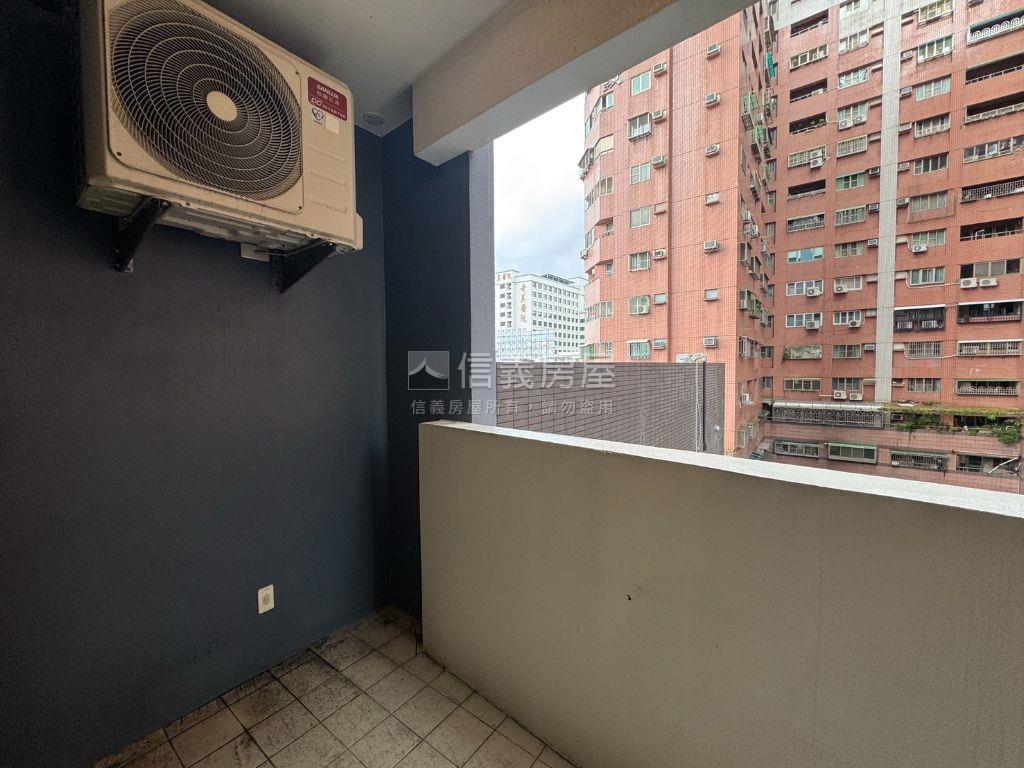奇美京鑽．明亮簡約兩房房屋室內格局與周邊環境