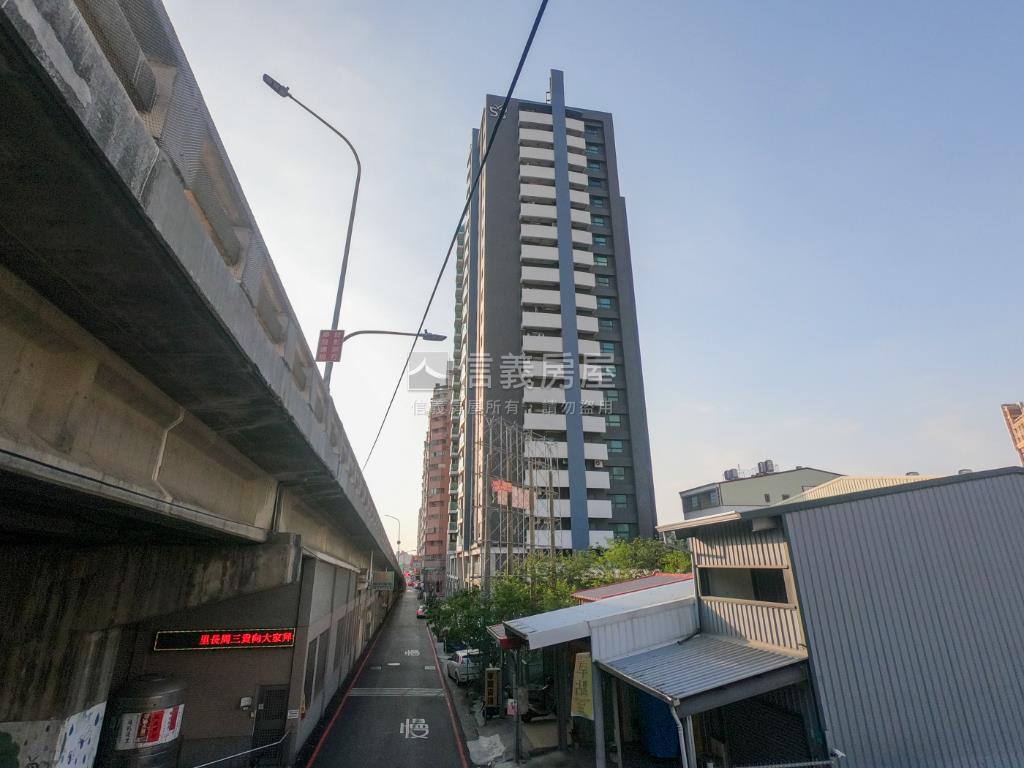 奇美京鑽．明亮簡約兩房房屋室內格局與周邊環境