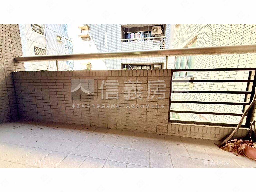 大鵬新城採光好三房平車房屋室內格局與周邊環境