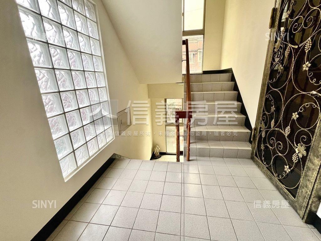 中央新村稀有邊間高樓３房房屋室內格局與周邊環境