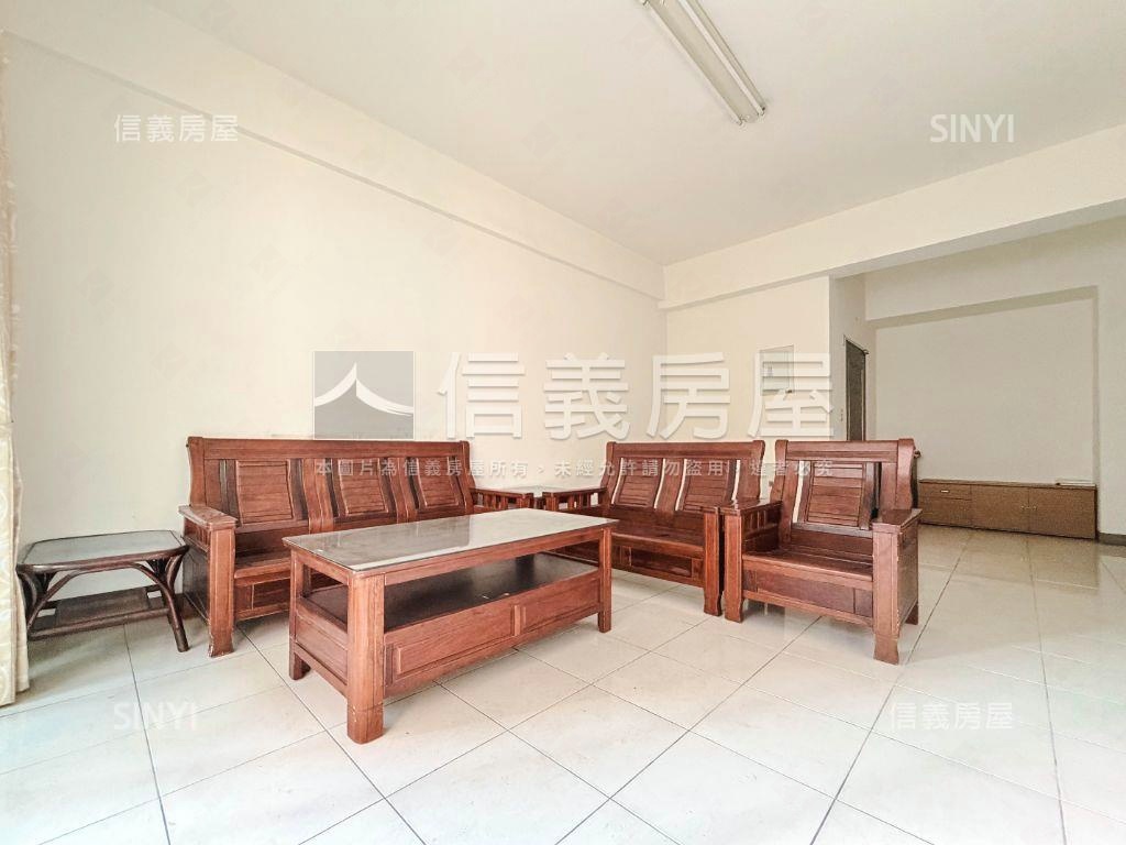 影三大空間朝南三房平車房屋室內格局與周邊環境