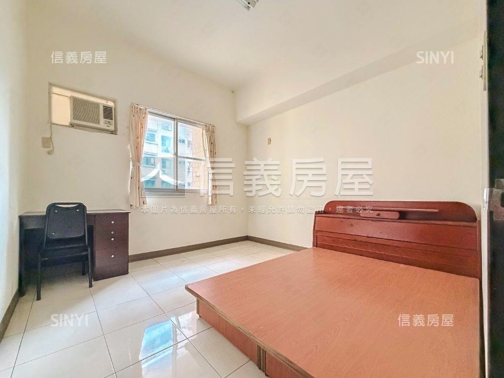 影三大空間朝南三房平車房屋室內格局與周邊環境