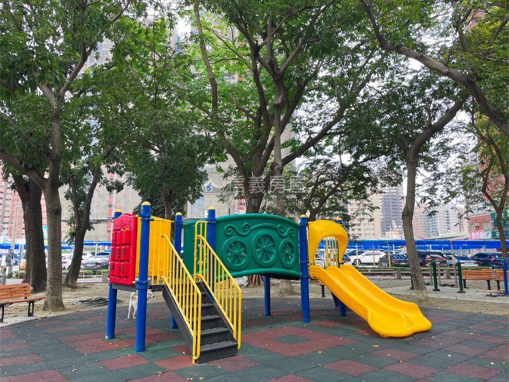公園景觀｜高鐵三房平車房屋室內格局與周邊環境