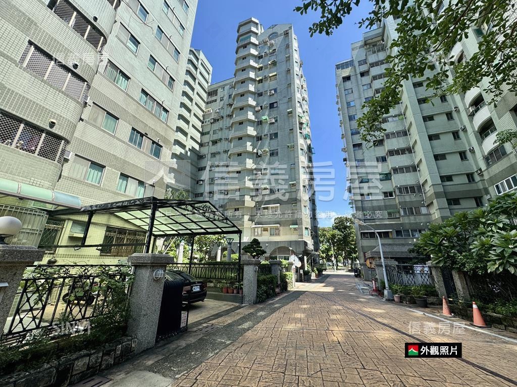 面公園松之國精裝四房平車房屋室內格局與周邊環境