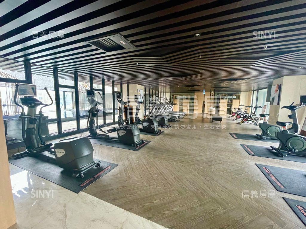 巨人視野優質裝潢雙車位房屋室內格局與周邊環境