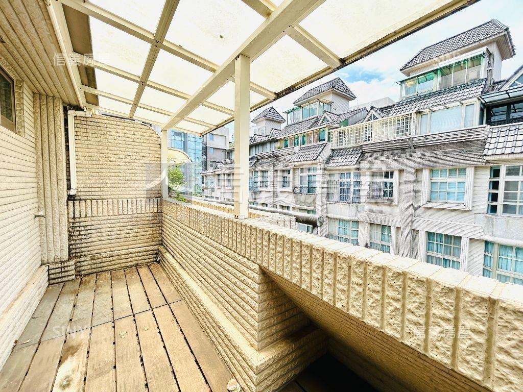 麗湖亞歷山大別墅房屋室內格局與周邊環境