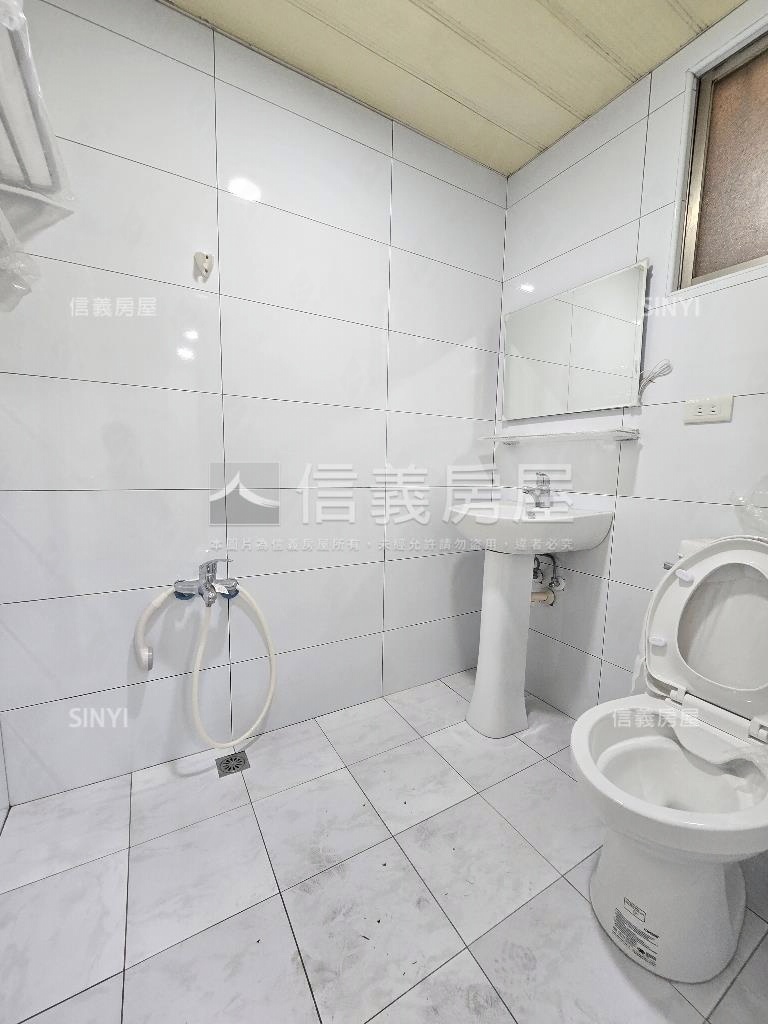 昌隆國小三樓房屋室內格局與周邊環境