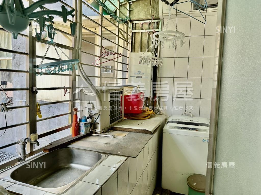 近捷運低總價三房房屋室內格局與周邊環境