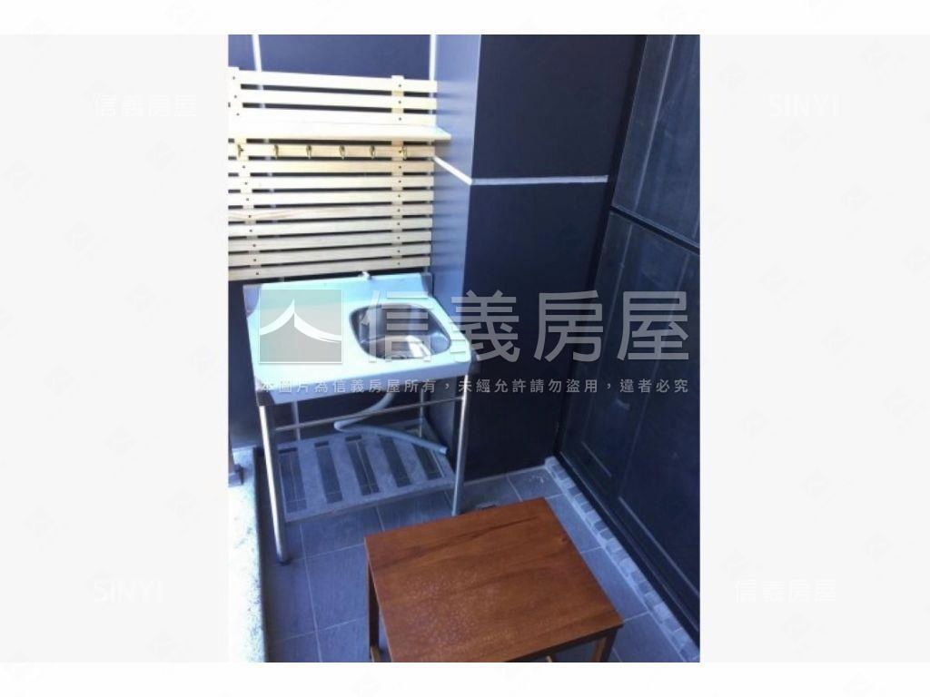 卡爾頓質感高樓景觀房屋室內格局與周邊環境
