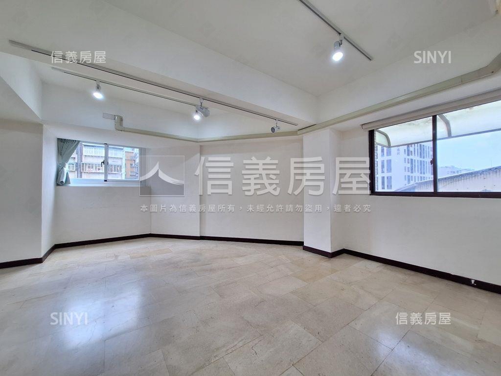 公園綠地◎廈安站鼎家大戶房屋室內格局與周邊環境