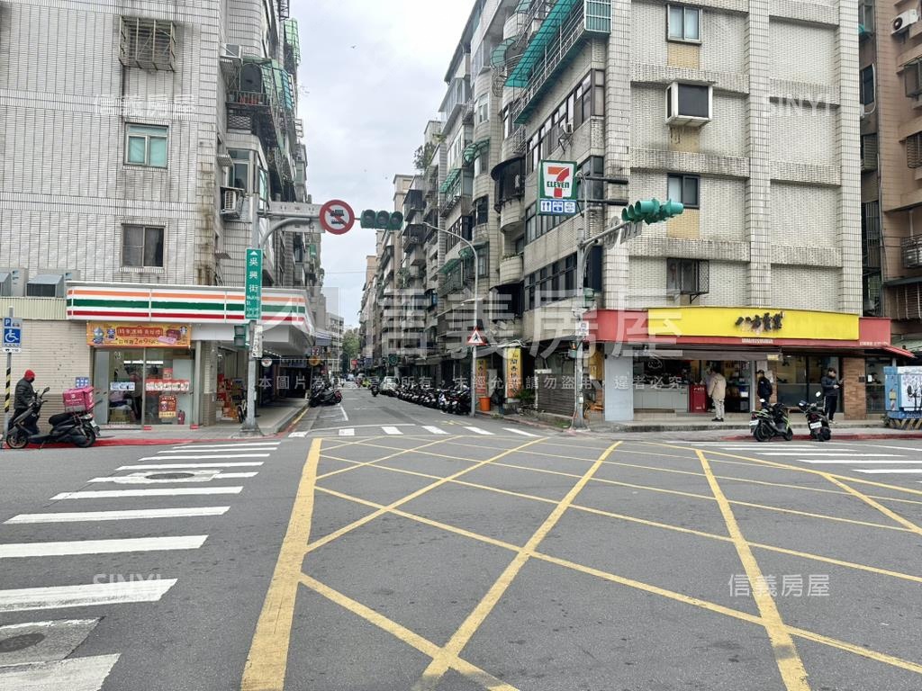 近公園電梯典雅美居房屋室內格局與周邊環境