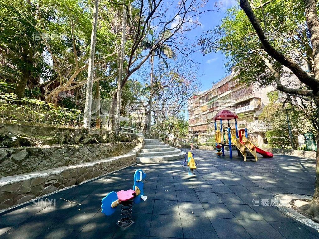 近公園電梯典雅美居房屋室內格局與周邊環境