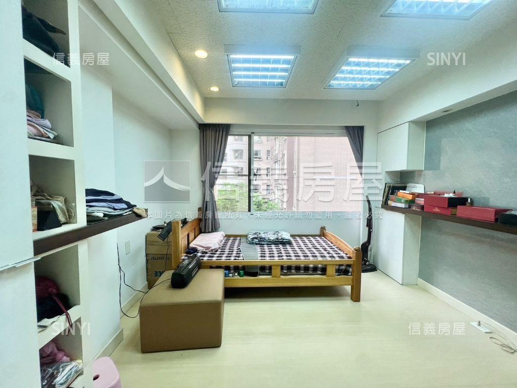 麗霖珍寶獨戶豪邸雙車位房屋室內格局與周邊環境