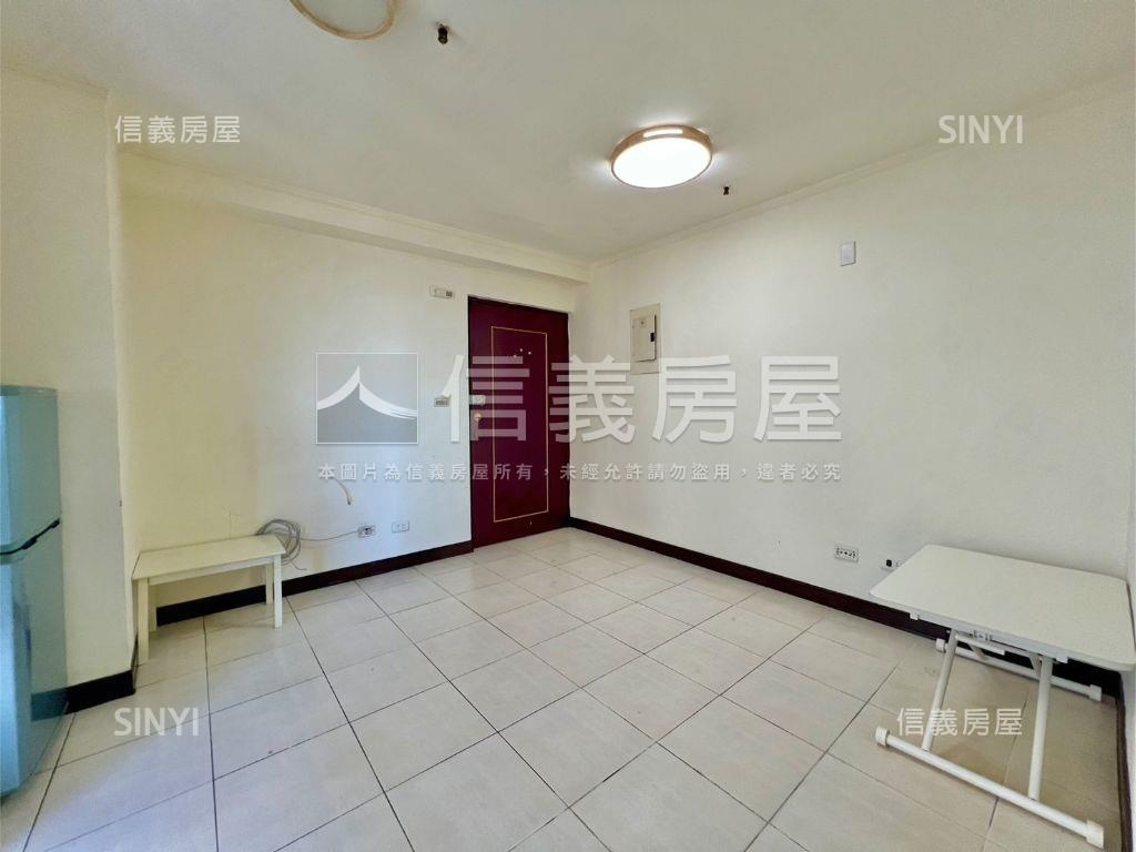 地中海小資美宅房屋室內格局與周邊環境