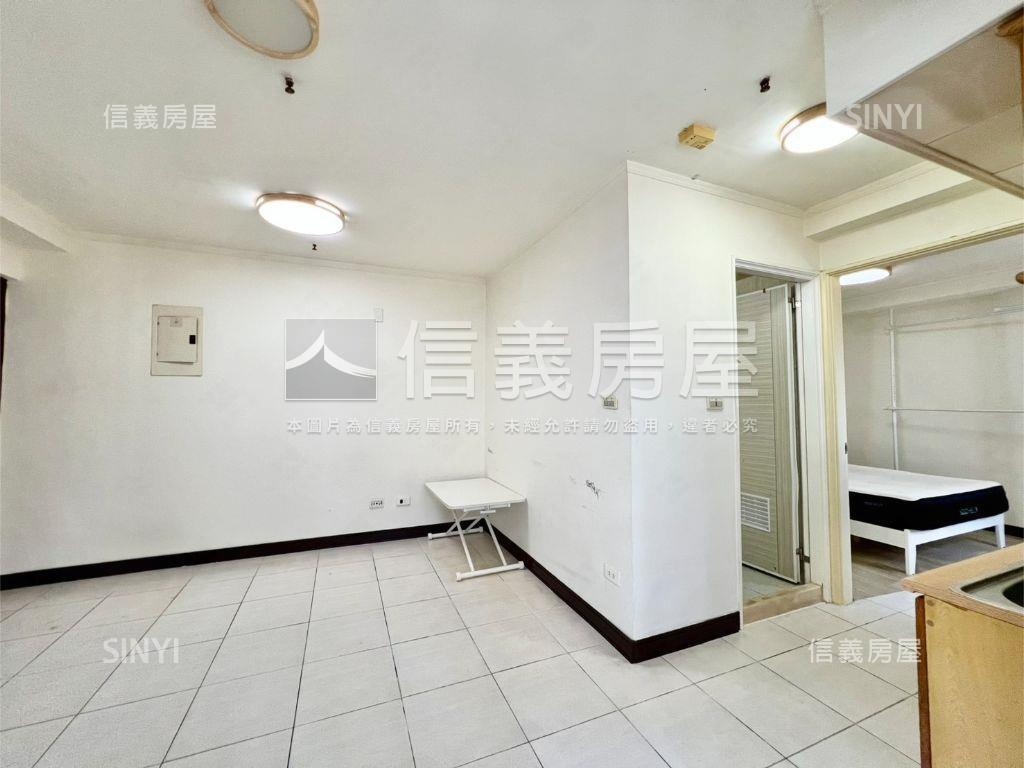 地中海小資美宅房屋室內格局與周邊環境