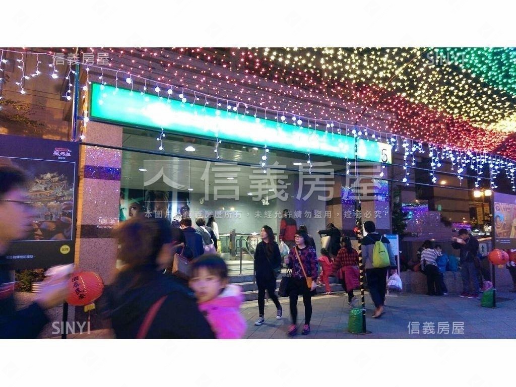 饒河街廟口第一間透天房屋室內格局與周邊環境
