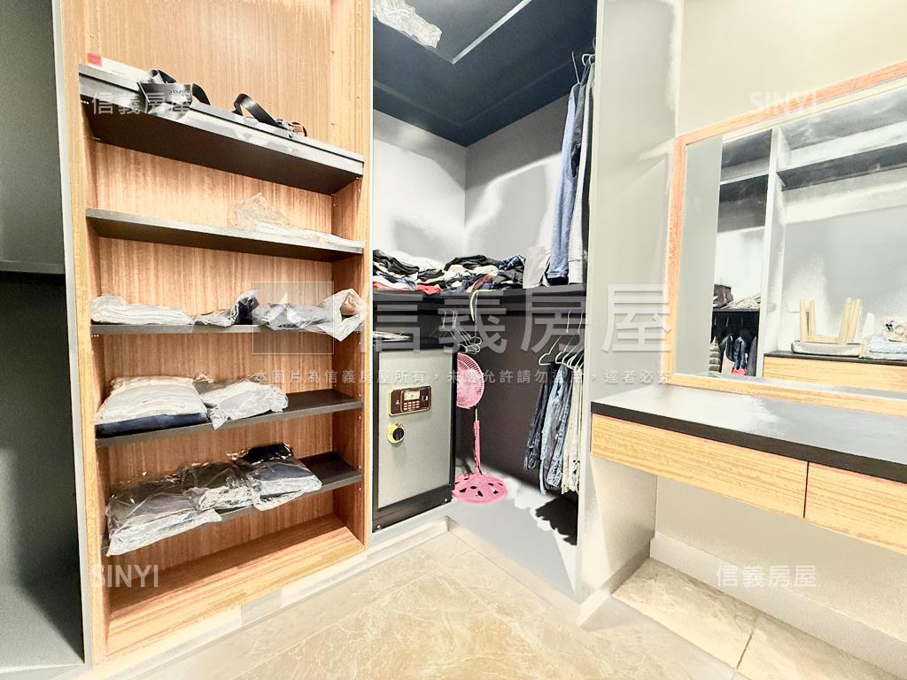 仁武面河景角窗輕奢美透房屋室內格局與周邊環境