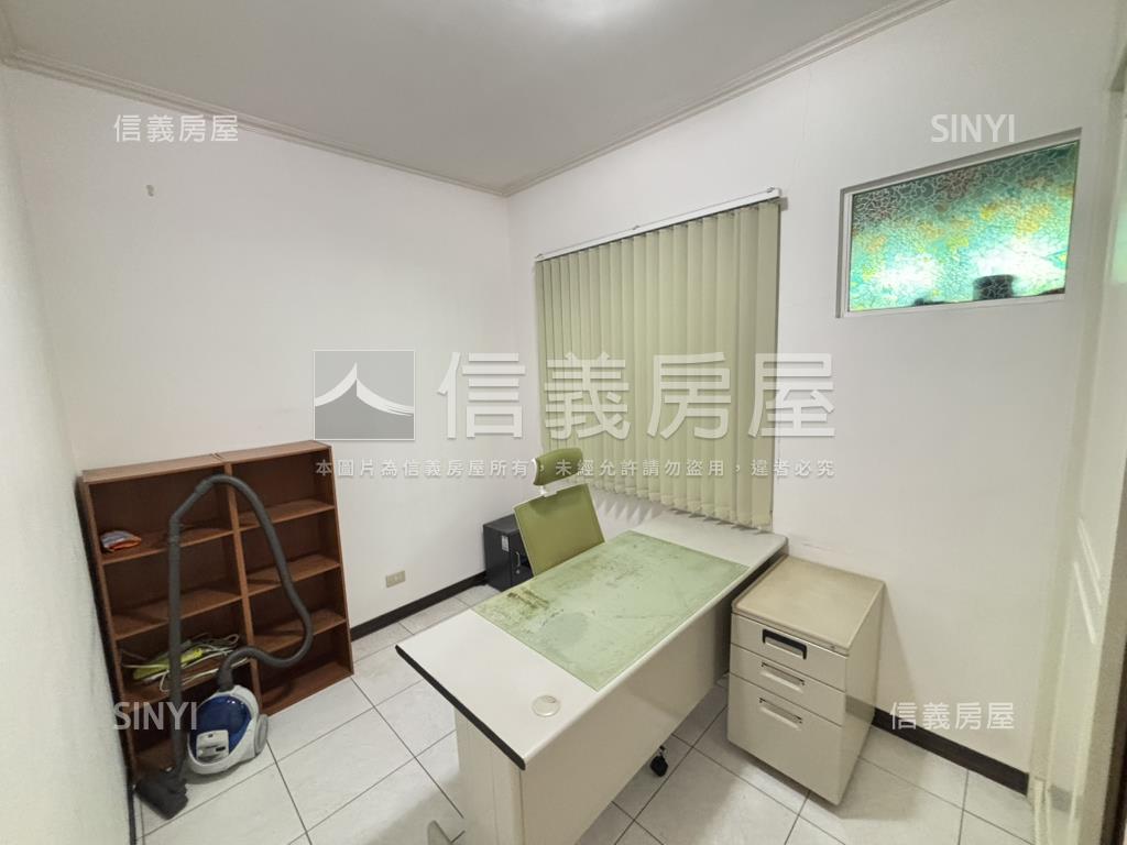 專約薇閣三房車位房屋室內格局與周邊環境