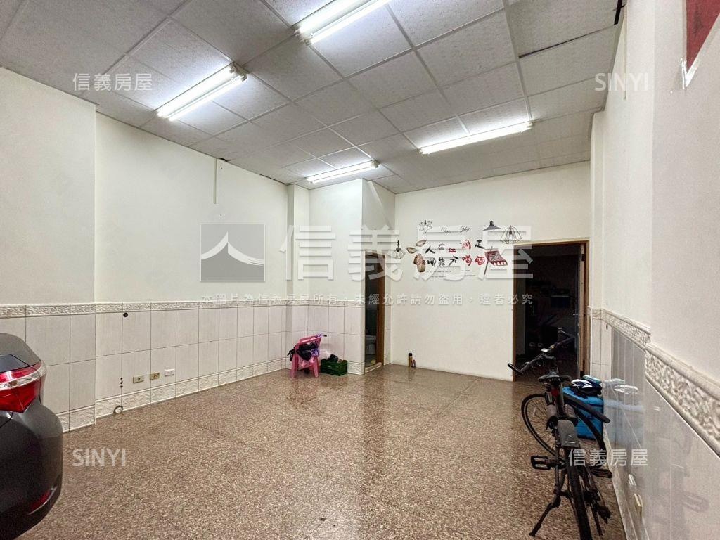 ８８旁大空間三角窗透店房屋室內格局與周邊環境
