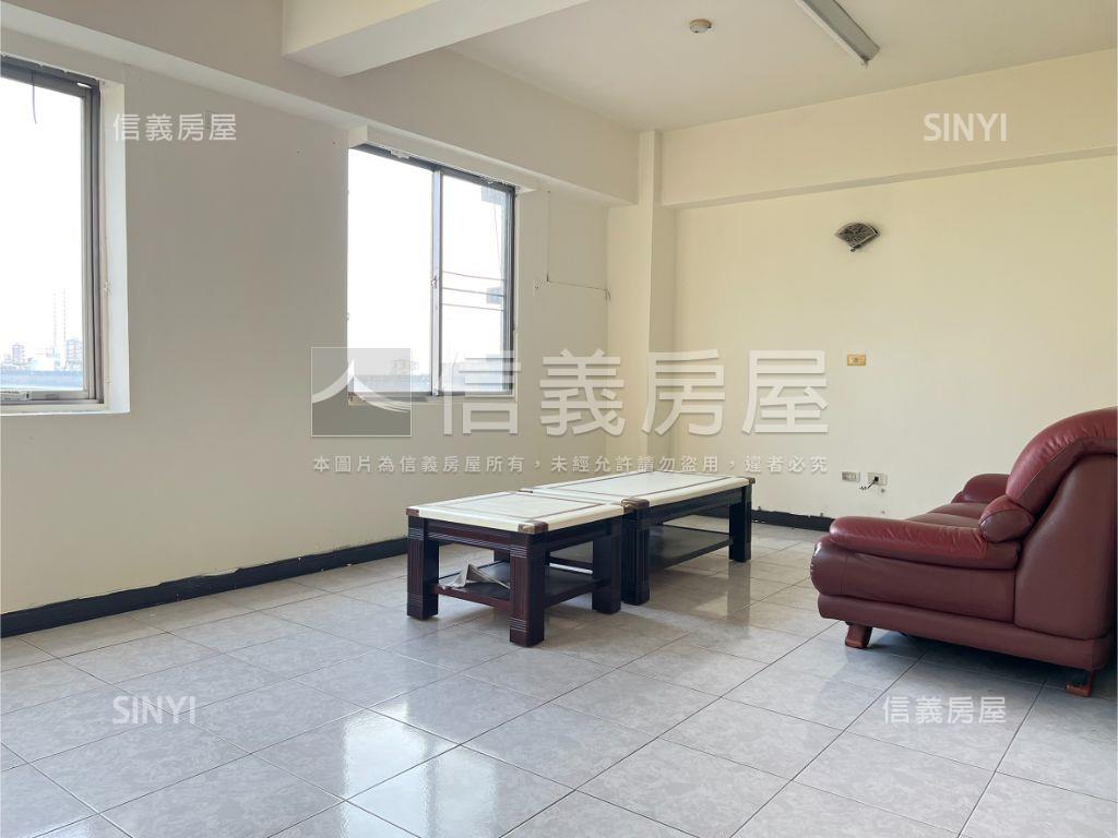 雙層面公園愜意景觀宅房屋室內格局與周邊環境