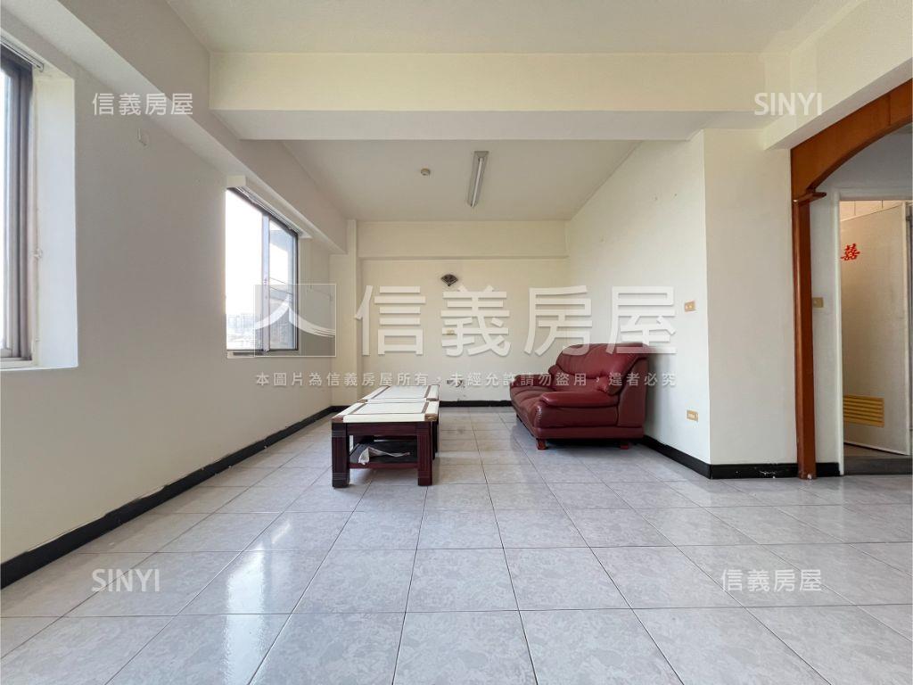 雙層面公園愜意景觀宅房屋室內格局與周邊環境