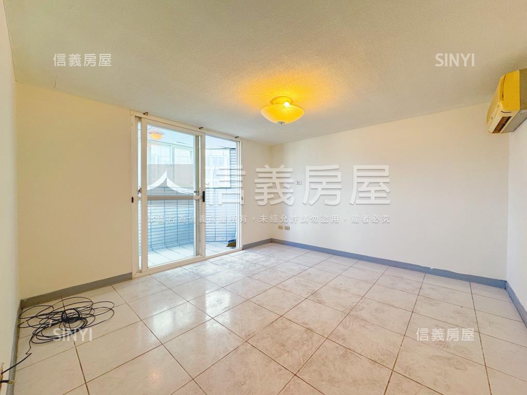 海韻山嵐摩天京華房屋室內格局與周邊環境