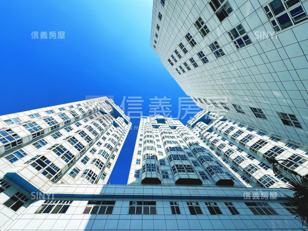 海韻山嵐摩天京華房屋室內格局與周邊環境