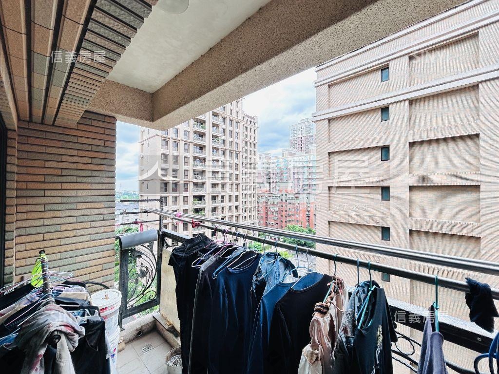 專約麗景美裝四房車位房屋室內格局與周邊環境