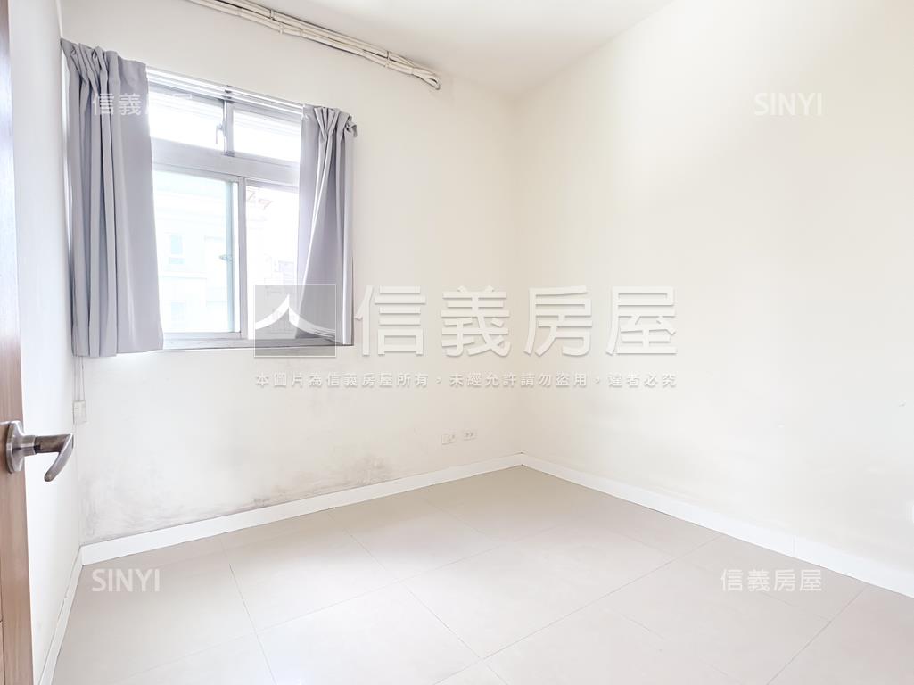 Ａ８緣圓園次頂採光三房房屋室內格局與周邊環境
