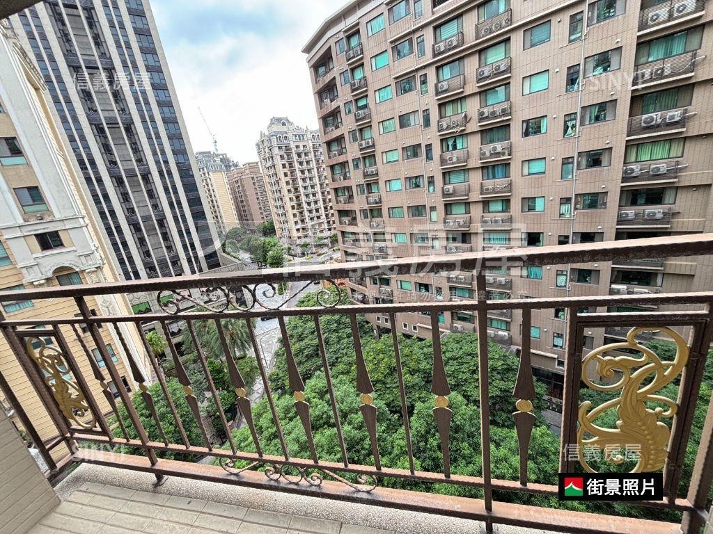 捷悅裝潢大二房車位房屋室內格局與周邊環境