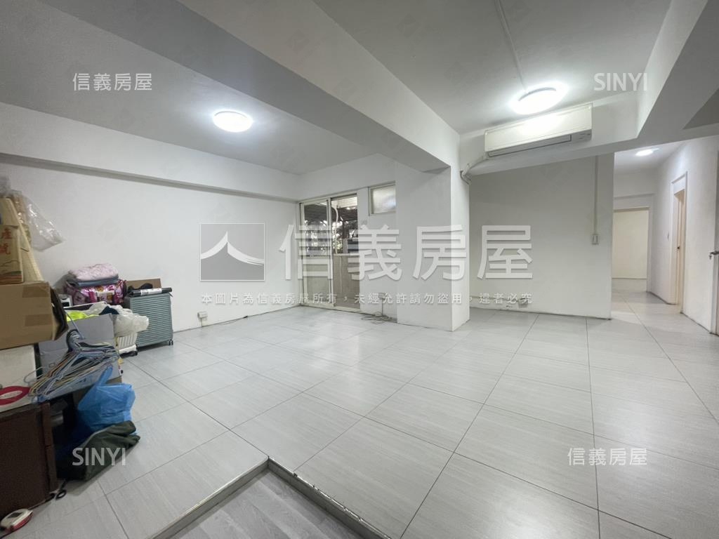 青年溫馨方正四房房屋室內格局與周邊環境