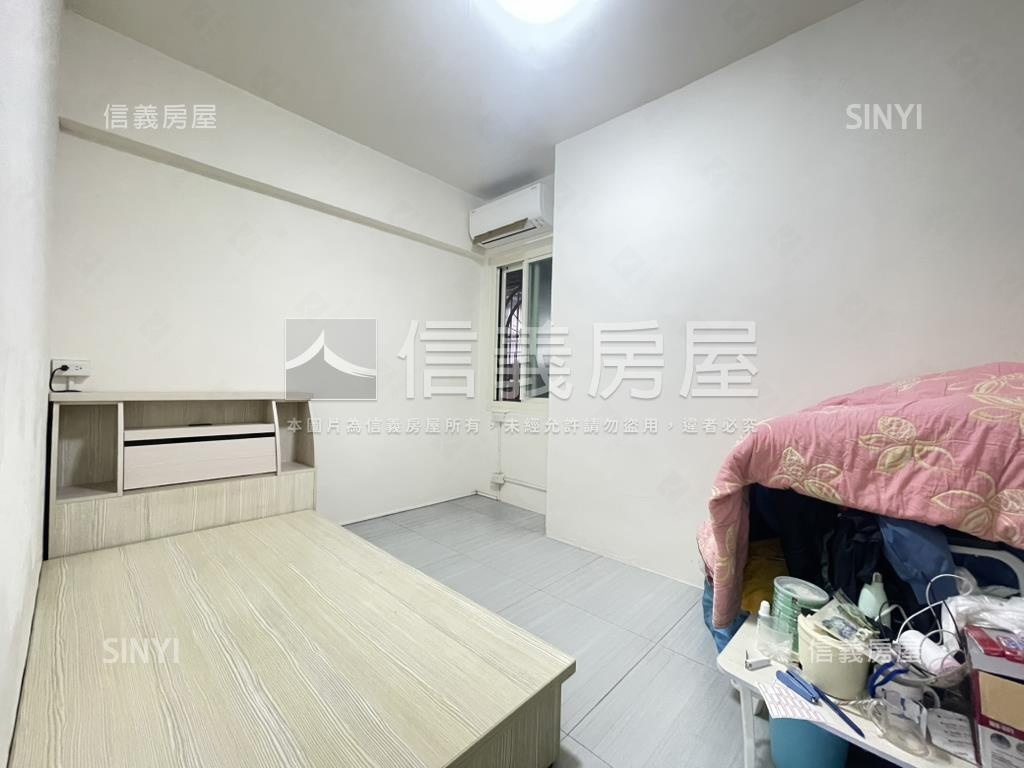 青年溫馨方正四房房屋室內格局與周邊環境