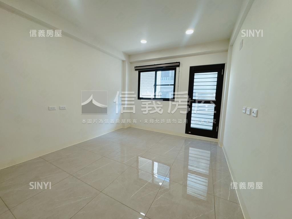 近水交社整新面寬車墅房屋室內格局與周邊環境