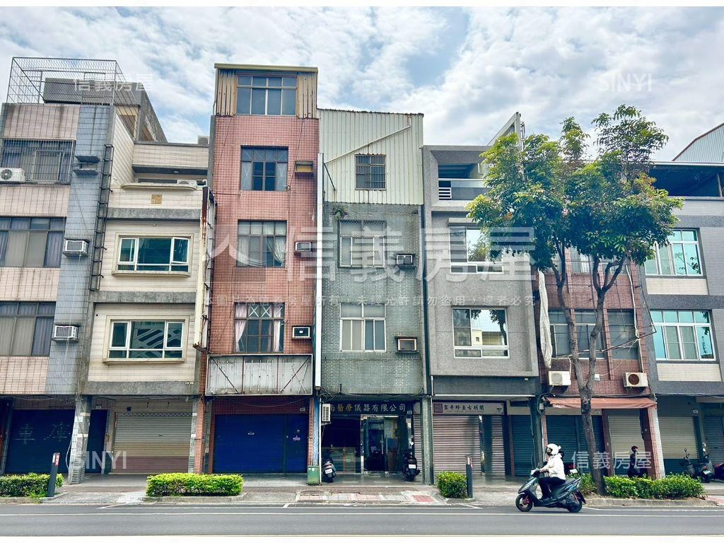 高雄火車站商五地送厝透店房屋室內格局與周邊環境