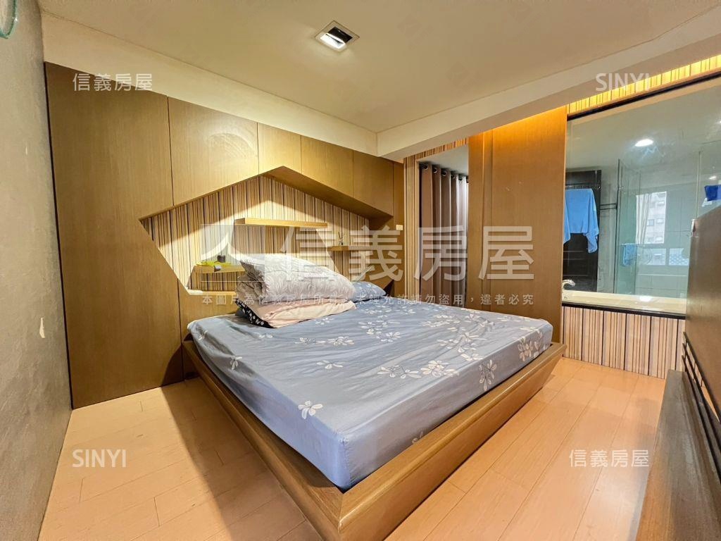 康朵次頂樓小豪宅一房車位房屋室內格局與周邊環境