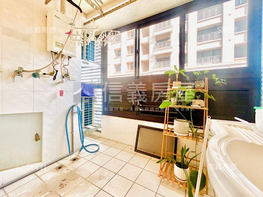 精銳米蘭裝潢大三房雙車房屋室內格局與周邊環境